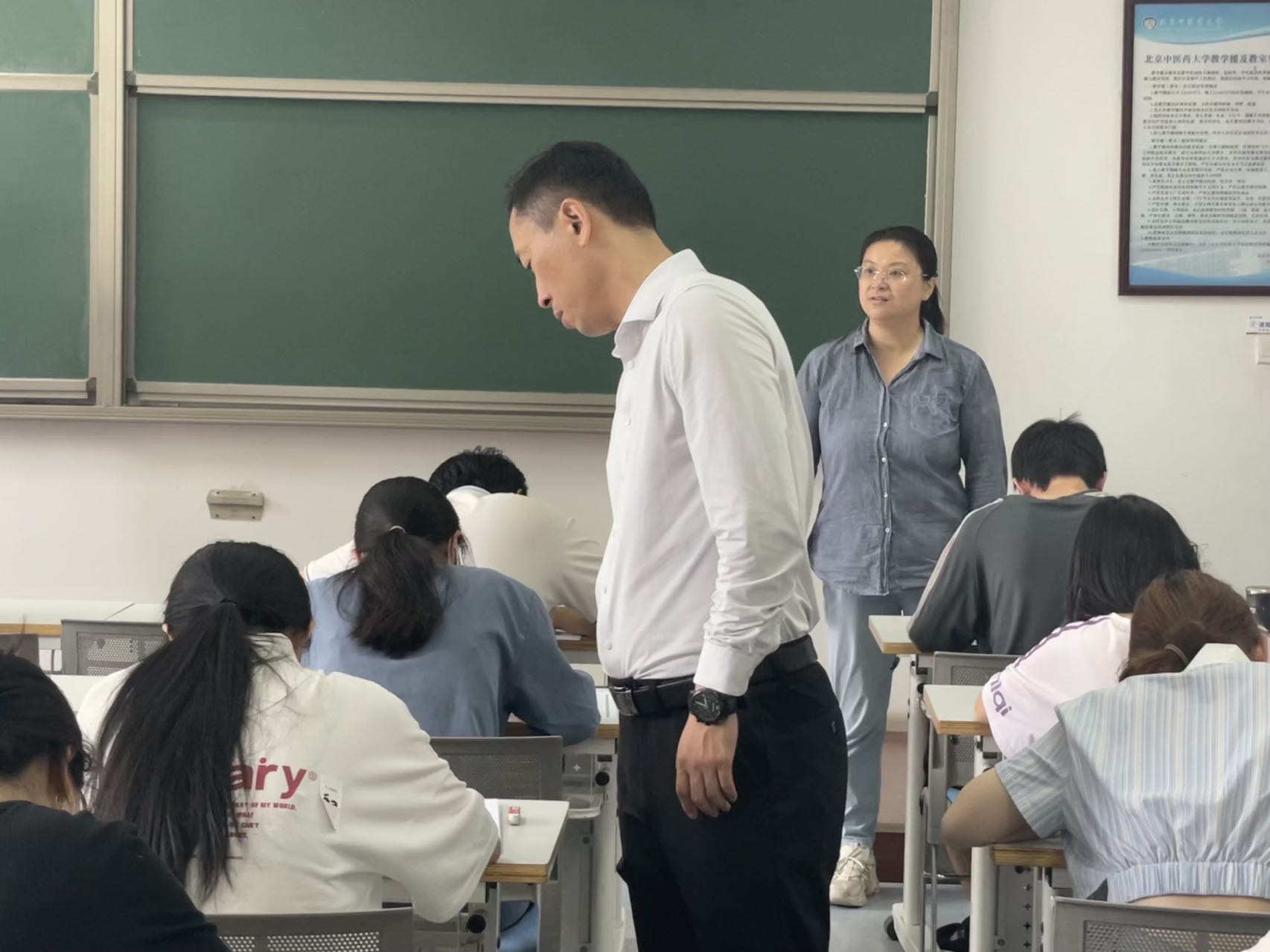 best365手机版官方网站开展2023年春季学期期末考试巡查工作1.jpg