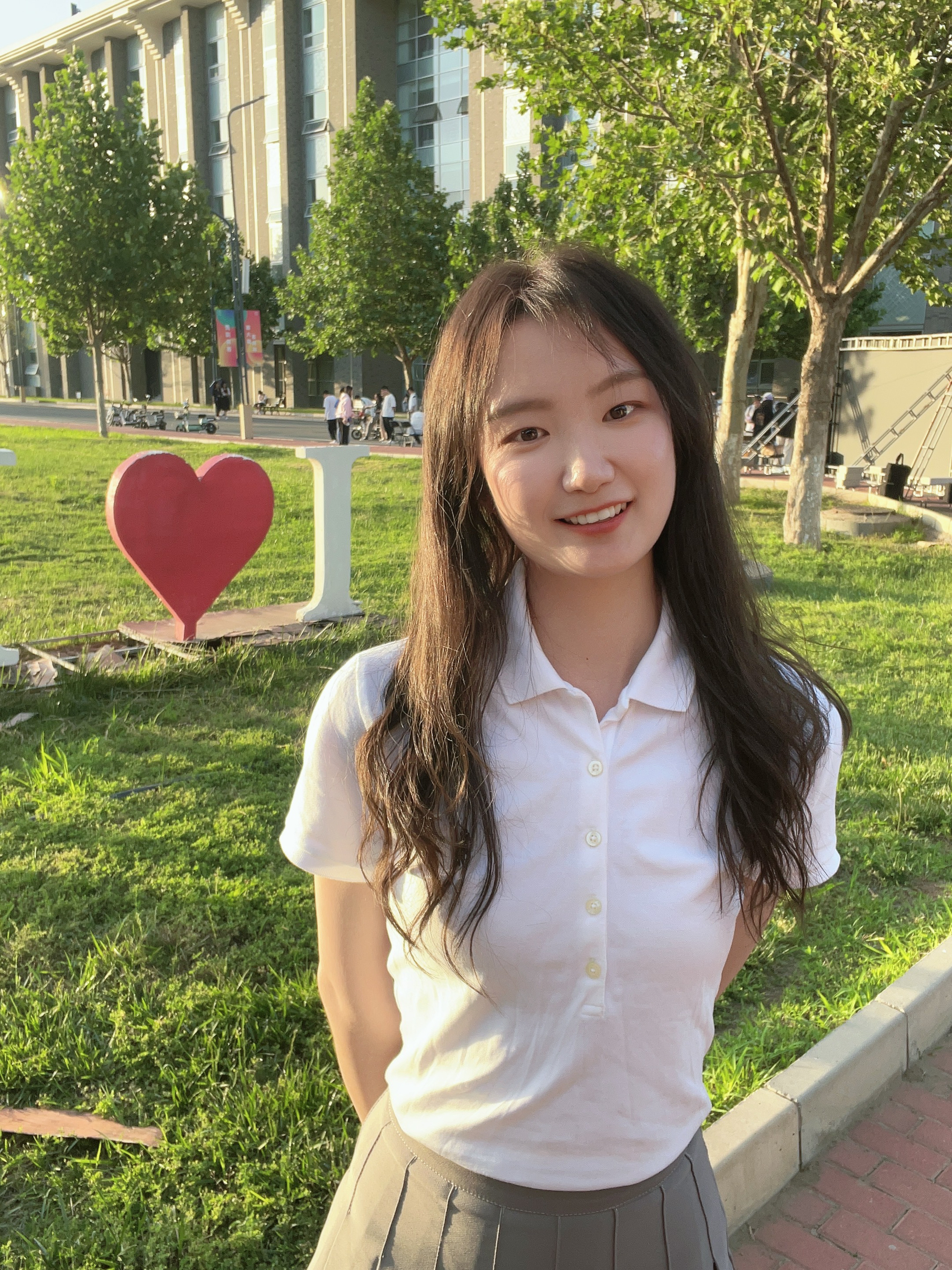 03 生活照-best365手机版官方网站_博士国奖_20220941095_李亚兰_生活照.jpg